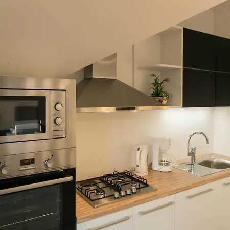 아파트 Dubrovnik - Three Bedroom - Penthouse With Hot Tub 챠브타트