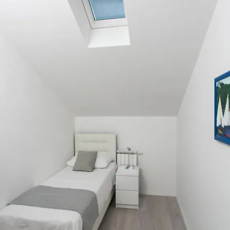 Dubrovnik - Three Bedroom - Penthouse With Hot Tub 챠브타트