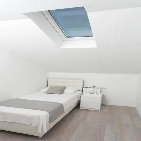 Dubrovnik - Three Bedroom - Penthouse With Hot Tub 아파트