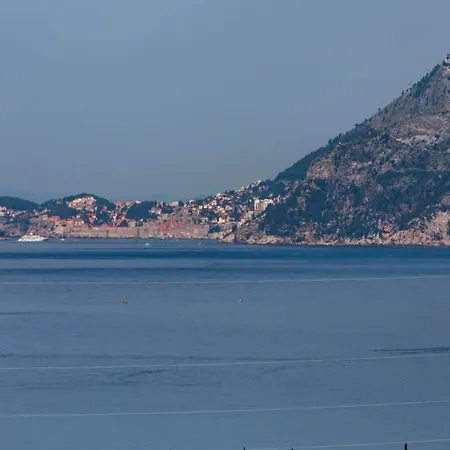 Апартаменты Dubrovnik - Three Bedroom - Penthouse With Hot Tub *